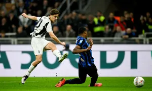 Inter và Juventus hòa 4-4 tại Serie A